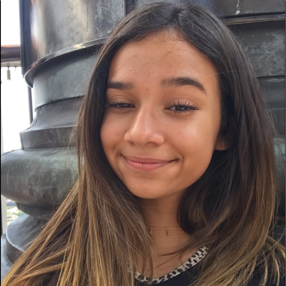 Meet your Posher, Sabrina